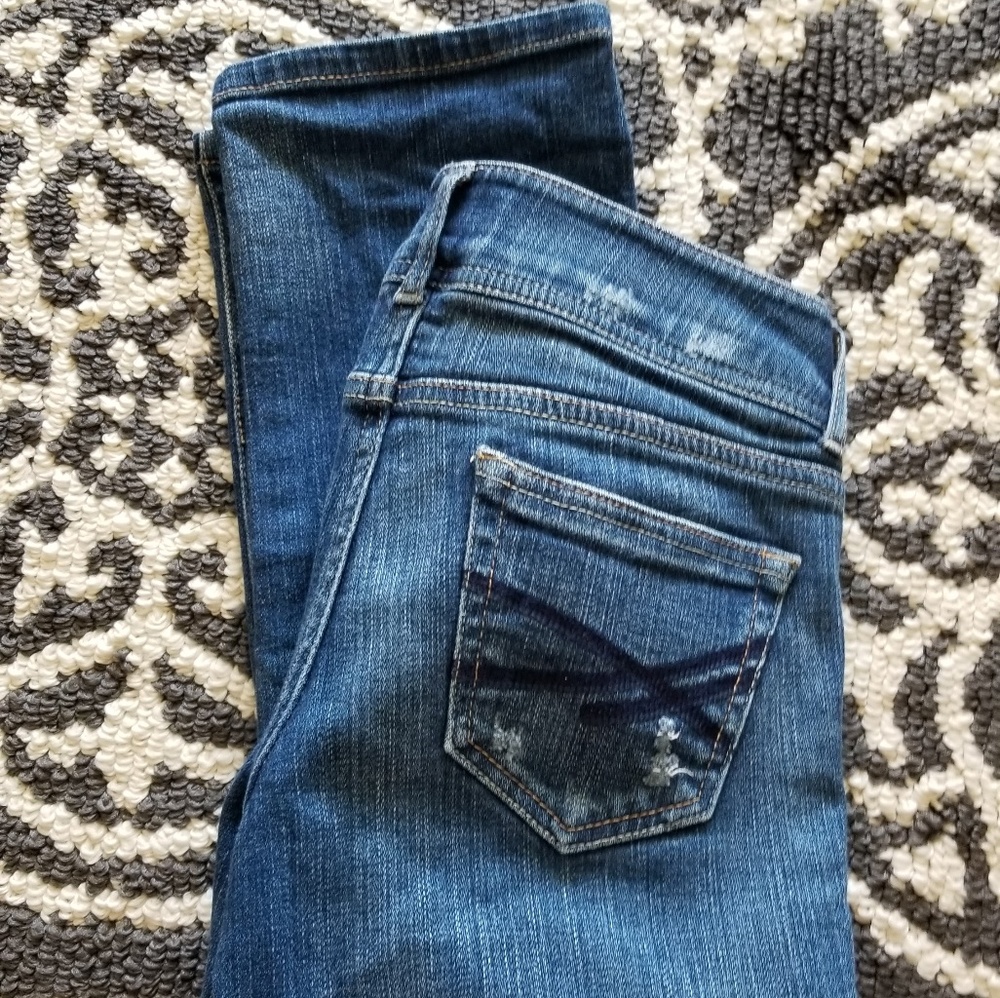 Jean Capris - Picture 2 of 3